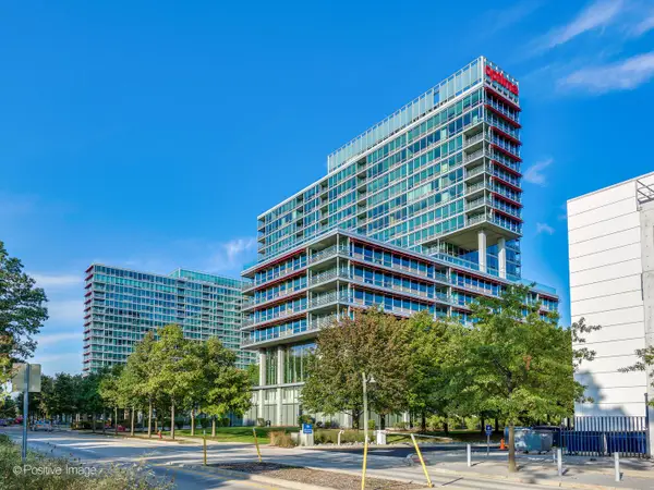 9715 Woods Drive #1104, Skokie, IL 60077