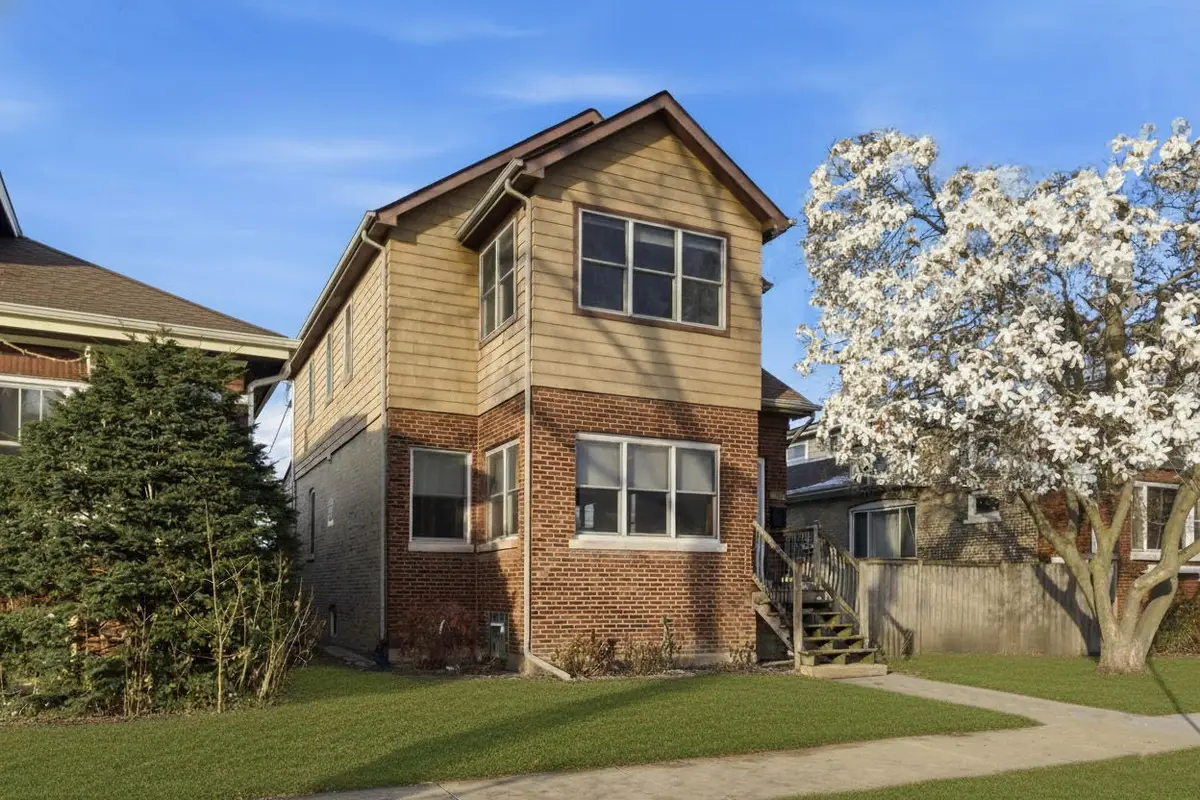 3814 N Mozart Street, Chicago, IL 60618 - Image #1