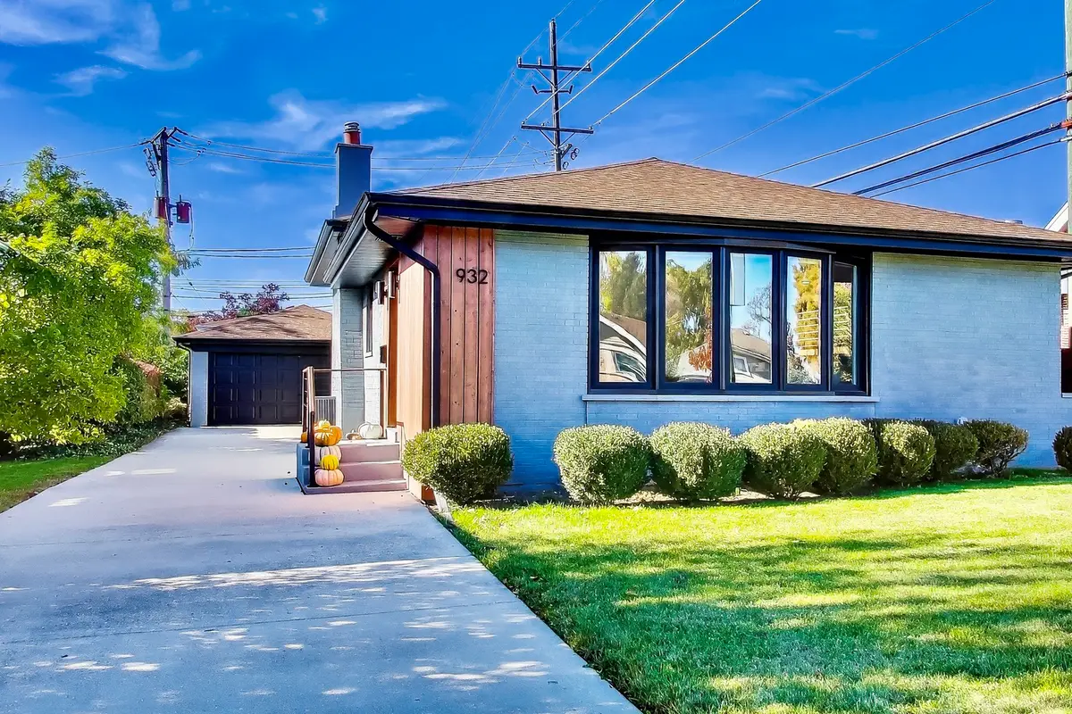 932 N Knight Avenue, Park Ridge, IL 60068 - Image #1