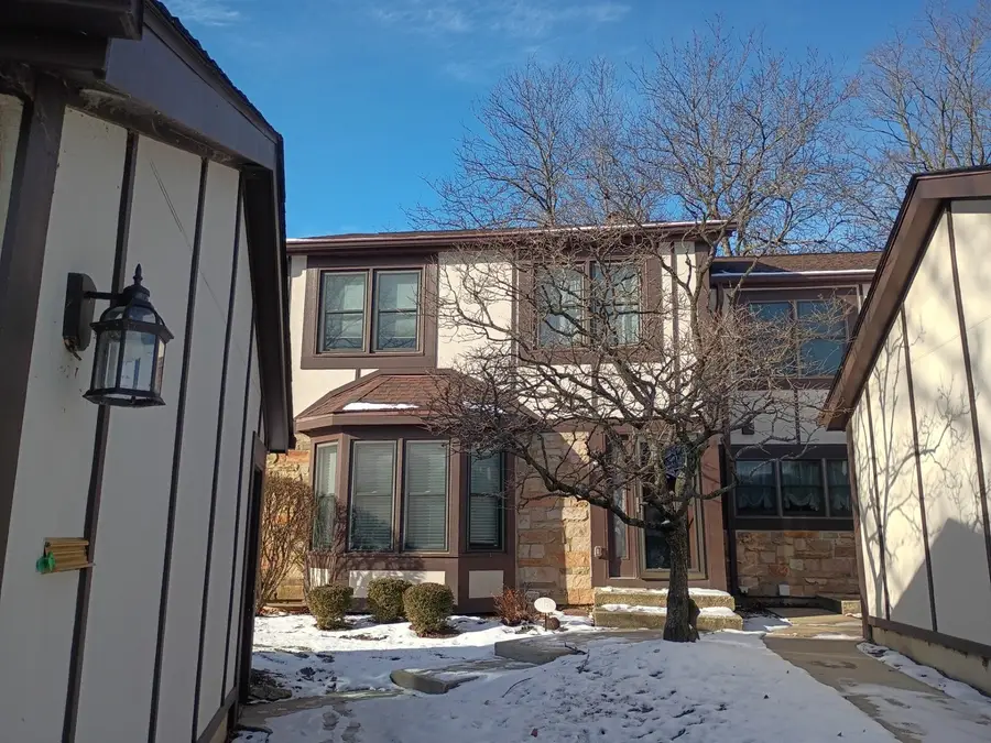 Address Withheld By Seller, Saint Charles, IL 60174 - Image #2