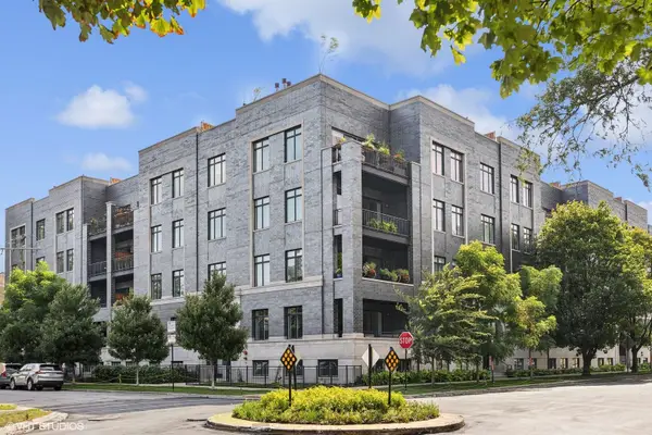 5748 N Hermitage Avenue #102, Chicago, IL 60660