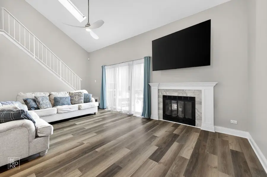 1543 Apple Grove Lane, Westmont, IL 60559 - Image #2