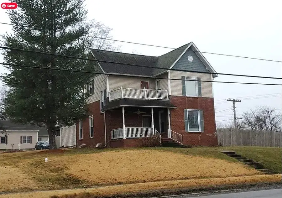 604 W Water Street, Pinckneyville, IL 62274 - Image #2