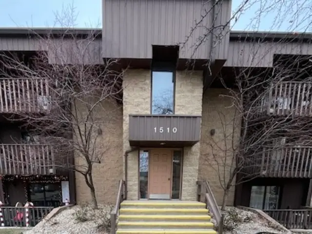 1510 N Rock Run Drive #2A, Crest Hill, IL 60435 - Image #3