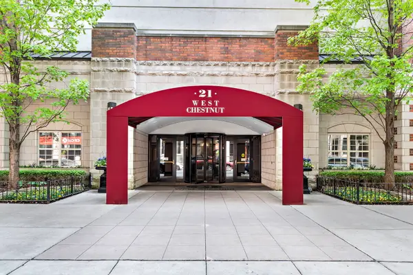 21 W Chestnut Street #1605, Chicago, IL 60610