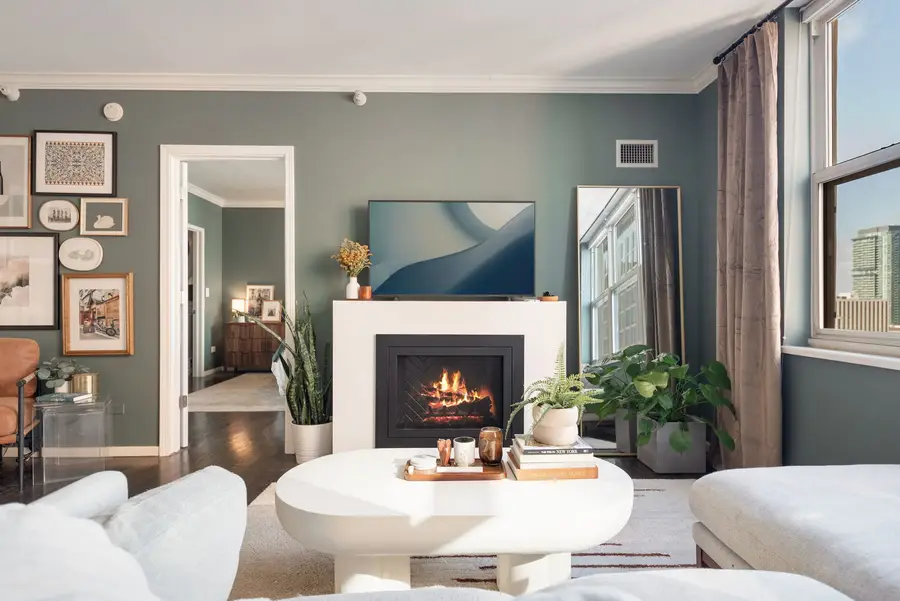 21 W Chestnut Street #1605, Chicago, IL 60610 - Image #3