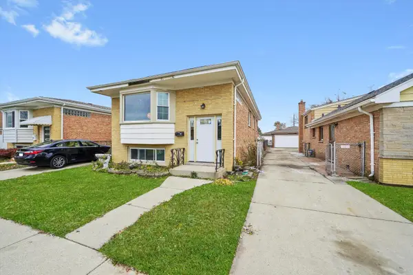 233 32nd Avenue, Bellwood, IL 60104