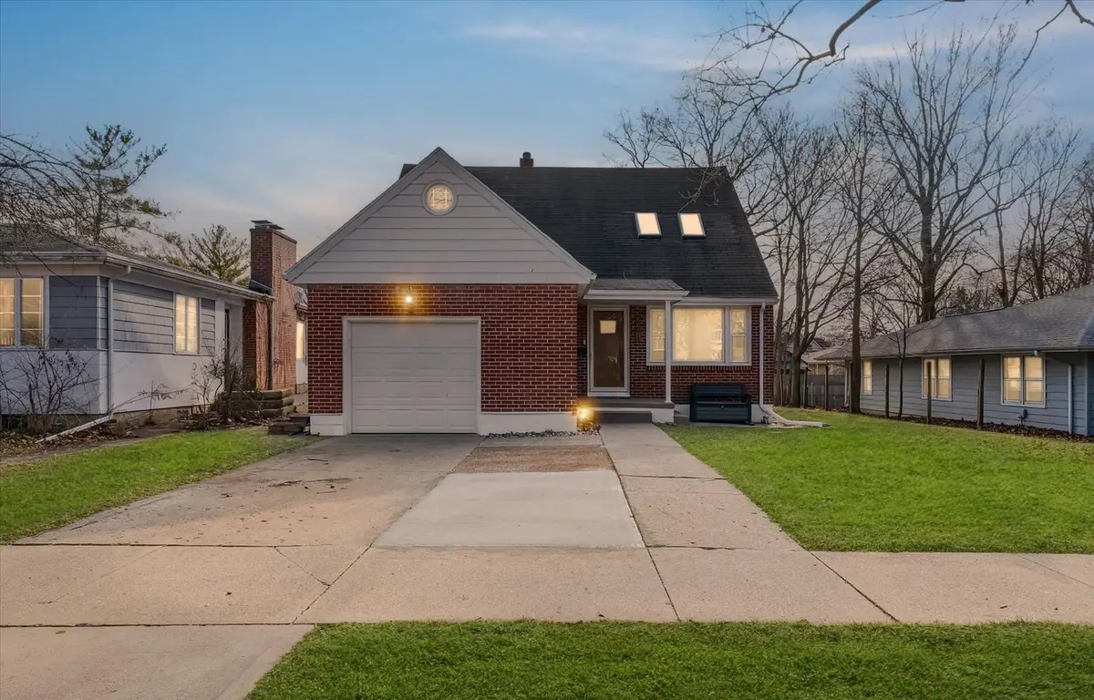 801 W Clark Street, Champaign, IL 61820 - Image #1