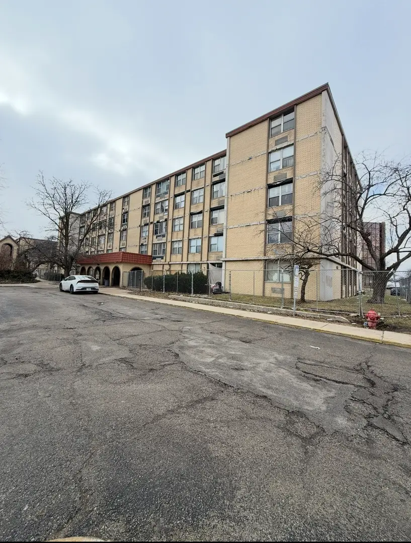 4351 W 76th Street #C1504, Chicago, IL 60652 - Image #1