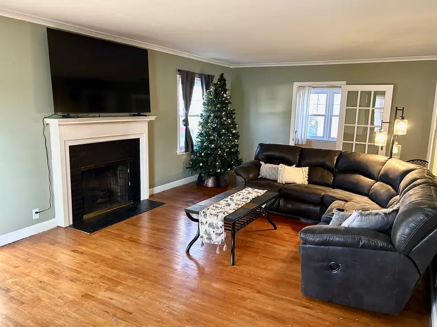 428 E Thompson Street, Princeton, IL 61356 - Image #2