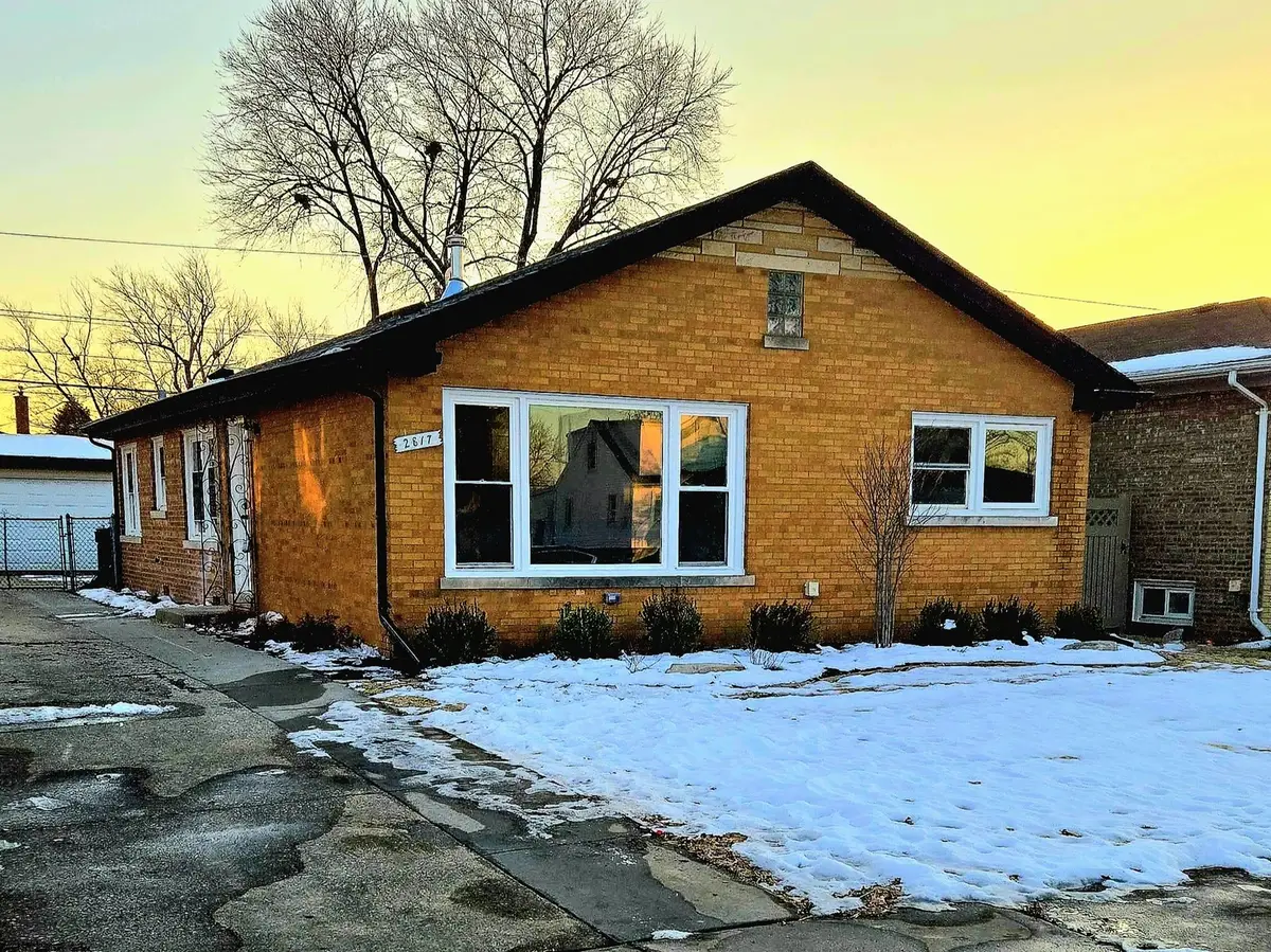 2817 W 100th Place, Evergreen Park, IL 60805 - Image #1