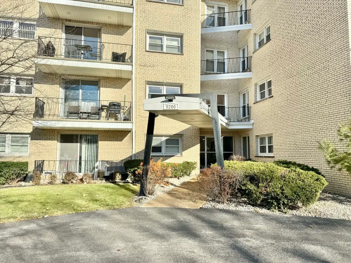 5200 Galitz Street #103, Skokie, IL 60077 - Image #1