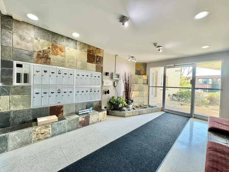5200 Galitz Street #103, Skokie, IL 60077 - Image #3
