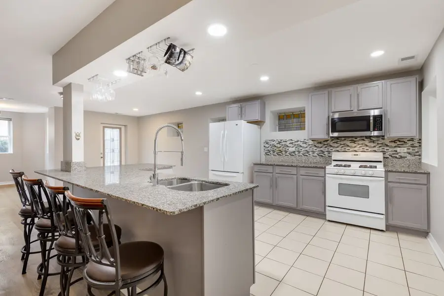 5726 N Kenmore Avenue #GS, Chicago, IL 60660 - Image #2