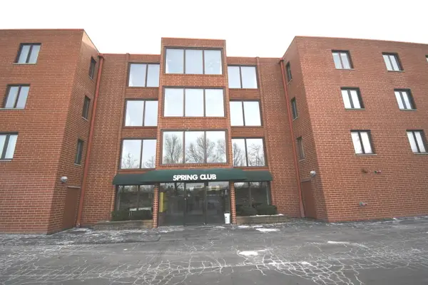 1S045 Spring Road #H2, Oakbrook Terrace, IL 60181