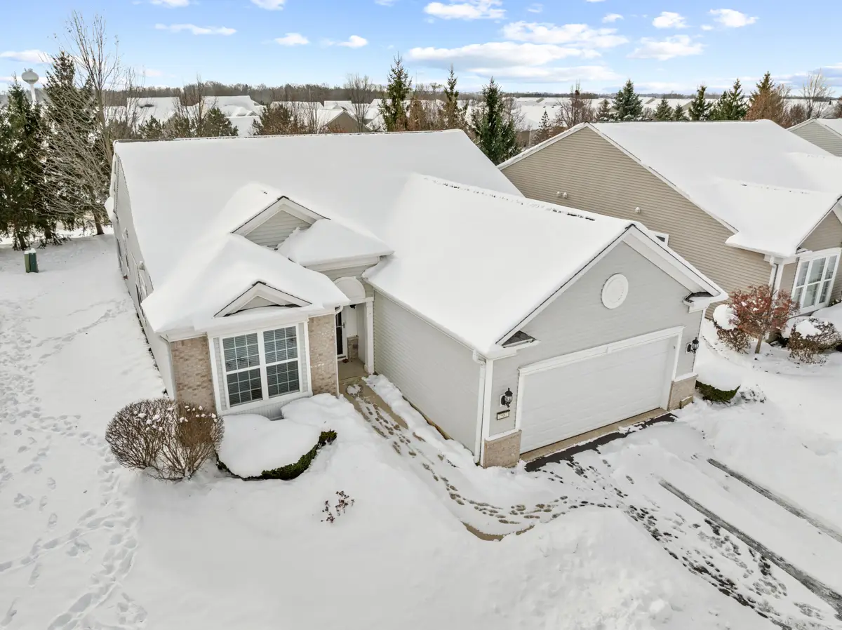 2982 Ravinia Circle, Mundelein, IL 60060 - Image #1