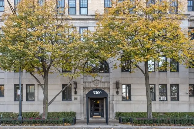 3300 N Lake Shore Drive #15A, Chicago, IL 60657 - #1