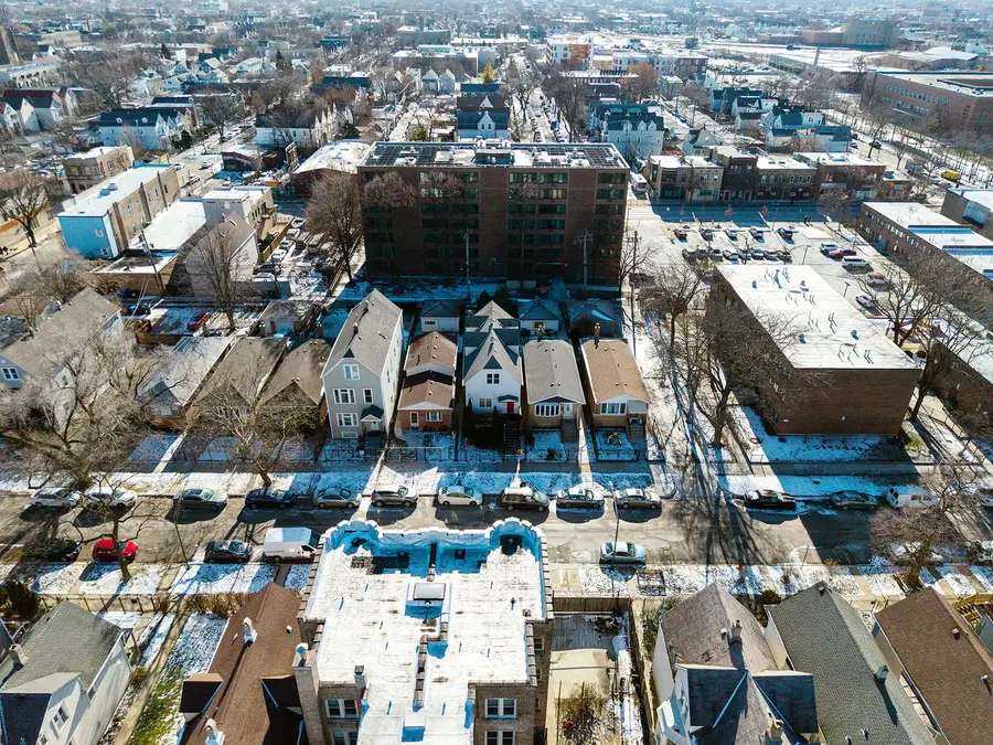 3723 W Mclean Avenue, Chicago, IL 60647 - Image #3