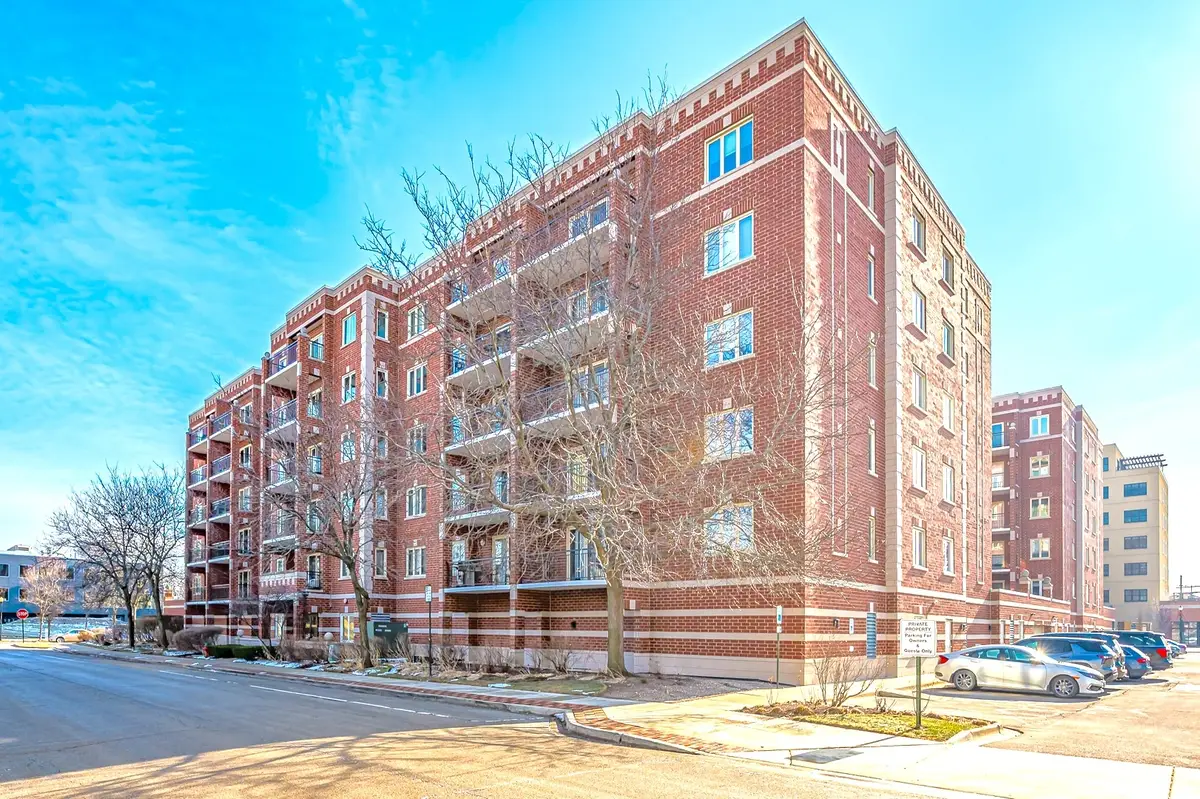 5005 Warren Street W #207, Skokie, IL 60077 - Image #1