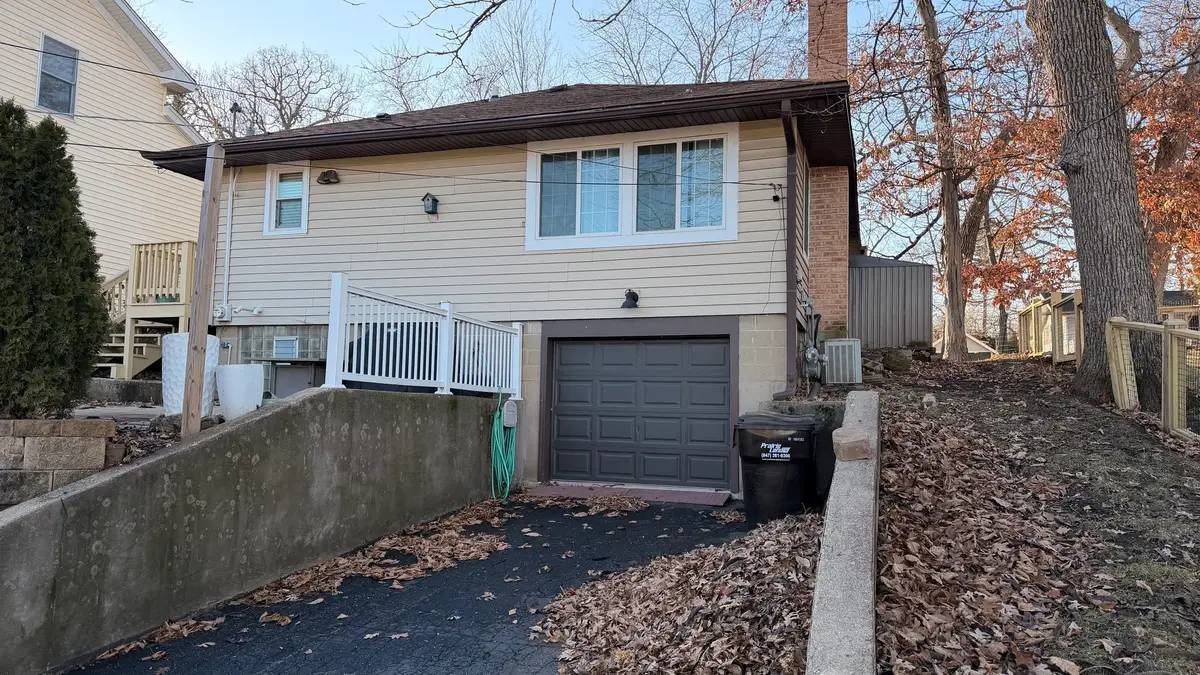 28048 N Hickory Lane, Wauconda, IL 60084 - Image #1