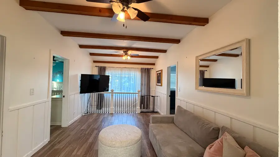 28048 N Hickory Lane, Wauconda, IL 60084 - Image #2