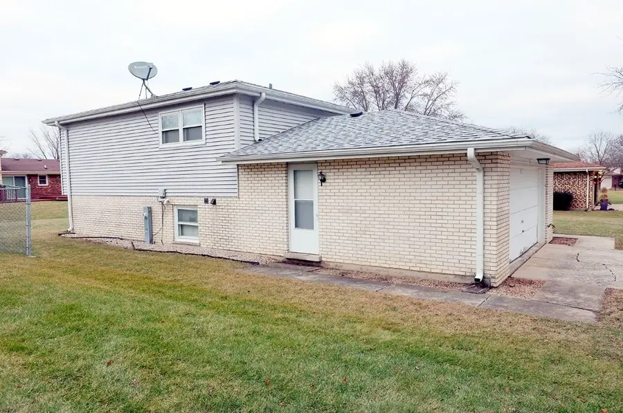 6024 Aspen Lane, Matteson, IL 60443 - Image #2