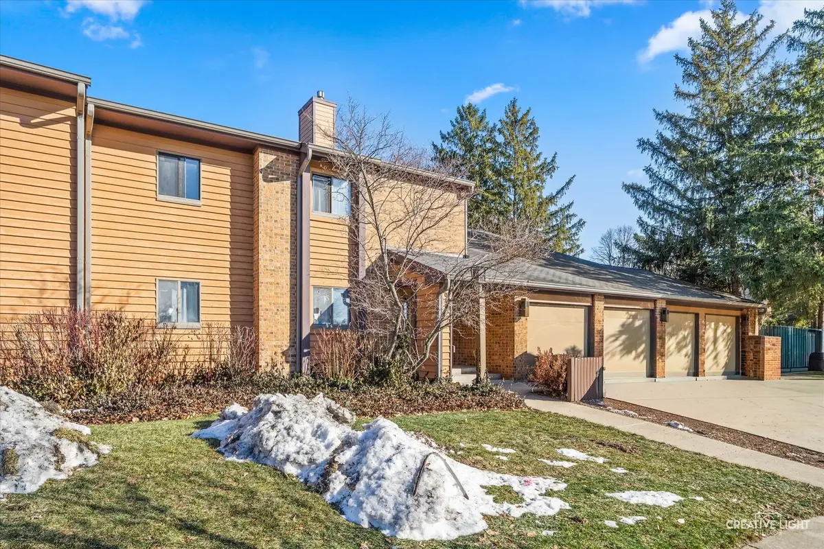 950 Jefferson Avenue #B, Elgin, IL 60120 - Image #1