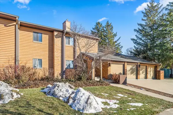 950 Jefferson Avenue #B, Elgin, IL 60120