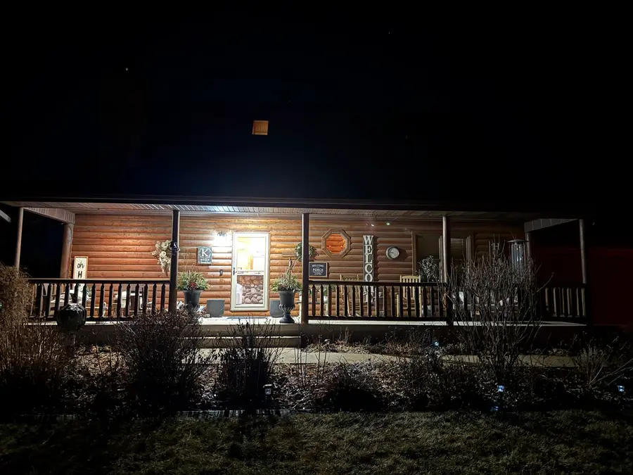 3047 E 11th Road, Utica, IL 61373 - Image #2