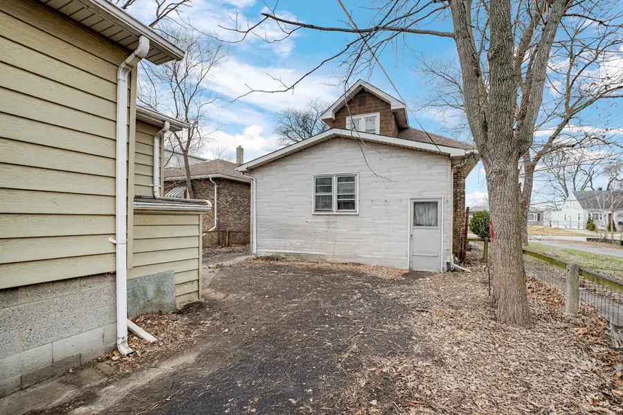 611 Hirsch Avenue, Calumet City, IL 60409 - Image #2