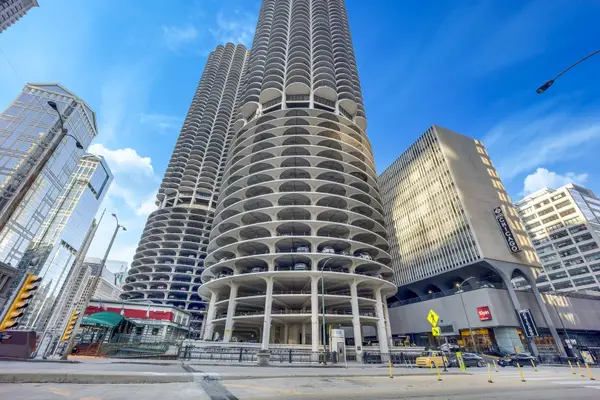 300 N State Street #4512, Chicago, IL 60654