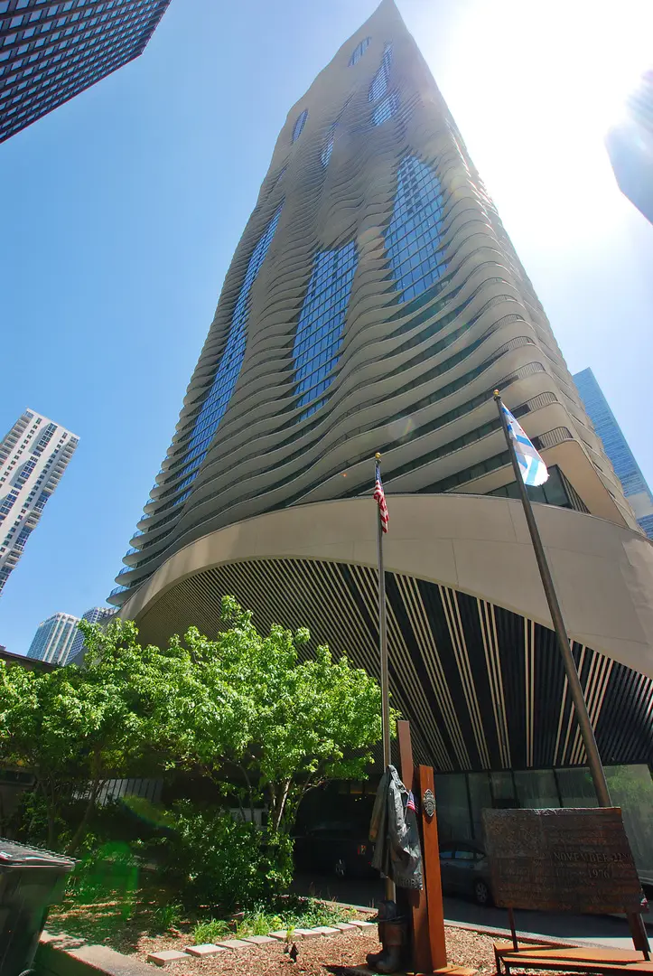 225 N Columbus Drive #5905, Chicago, IL 60601 - Image #1