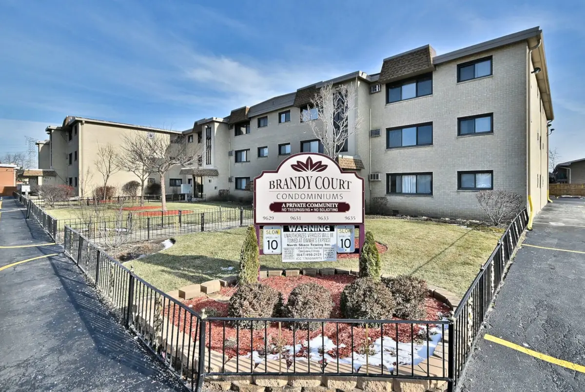 9631 Brandy Court #3, Des Plaines, IL 60016 - Image #1