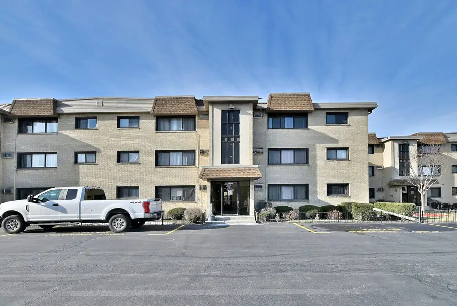 9631 Brandy Court #3, Des Plaines, IL 60016 - Image #3