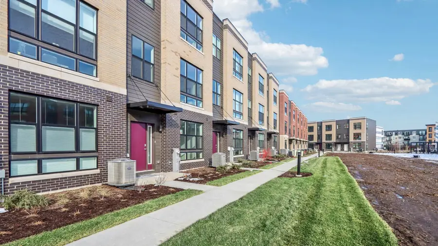 385 Summit Circle, Lombard, IL 60148 - #2