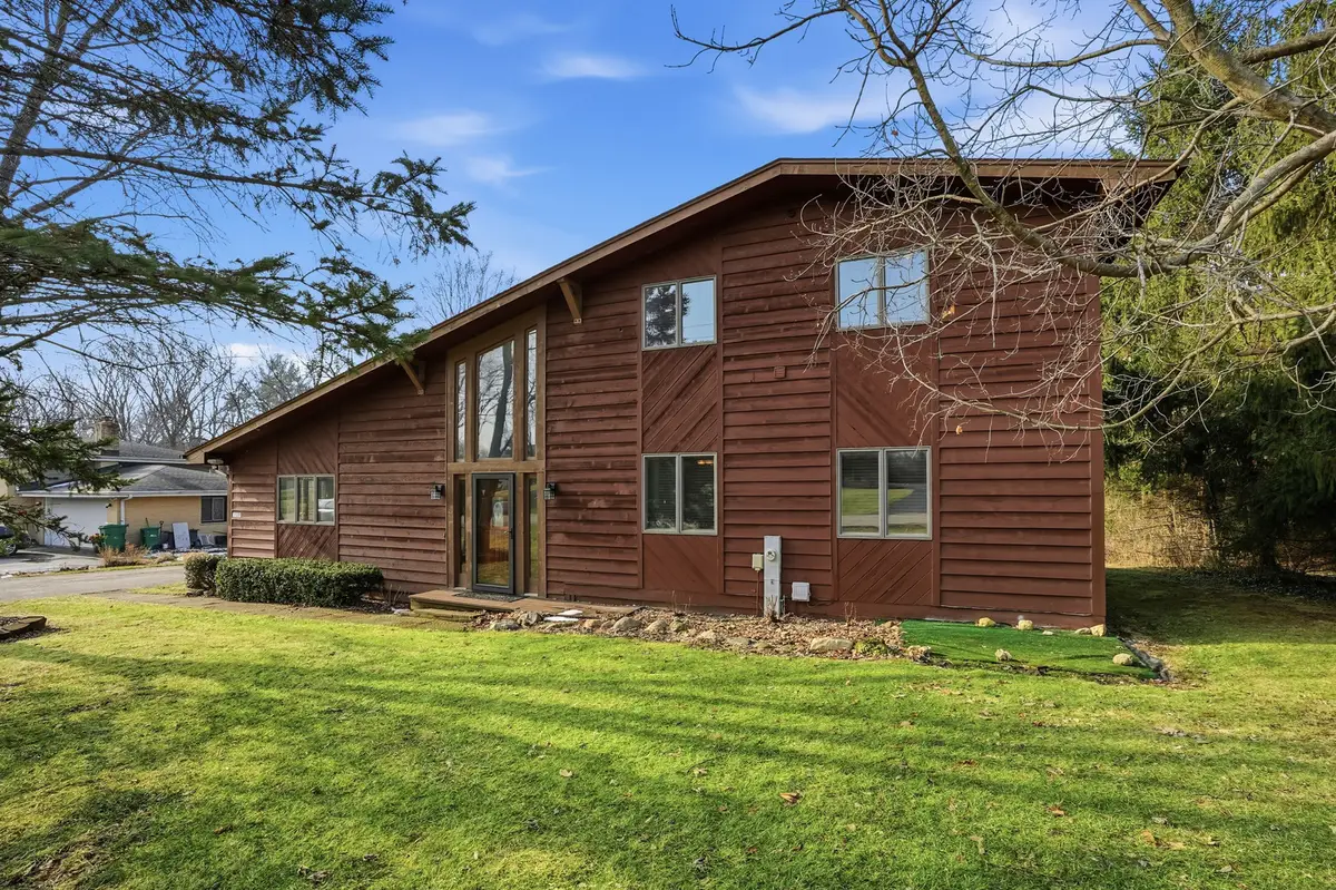 11250 Dineff Road, Lemont, IL 60439 - Image #1