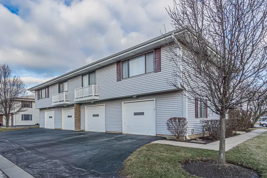 125 Millbrook Lane #125, Schaumburg, IL 60193 - Image #2