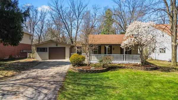 7730 Virginia Court, Willowbrook, IL 60527