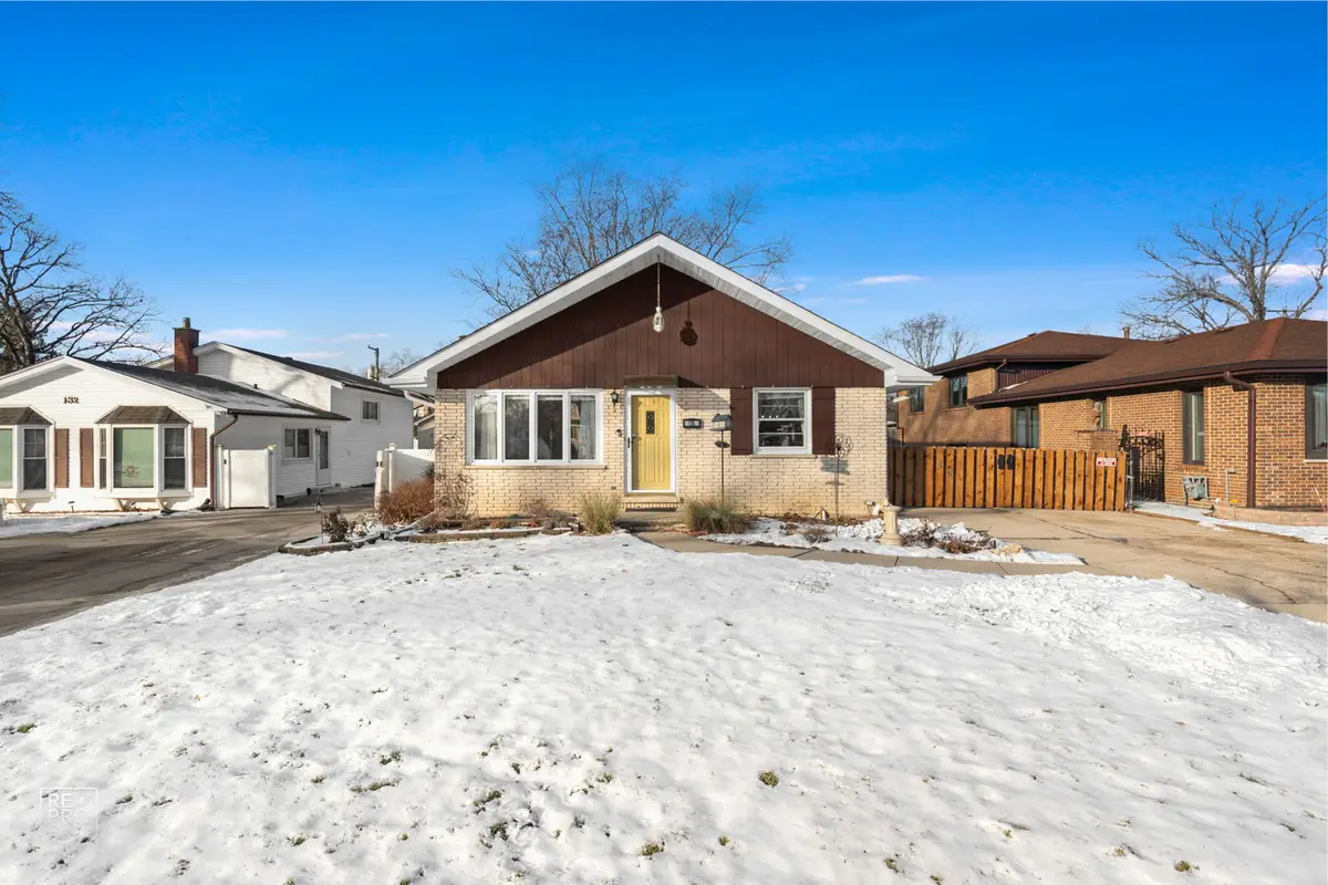 138 N Elmwood Avenue, Wood Dale, IL 60191 - Image #1