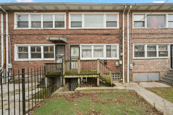 72 E 37th Street, Chicago, IL 60653