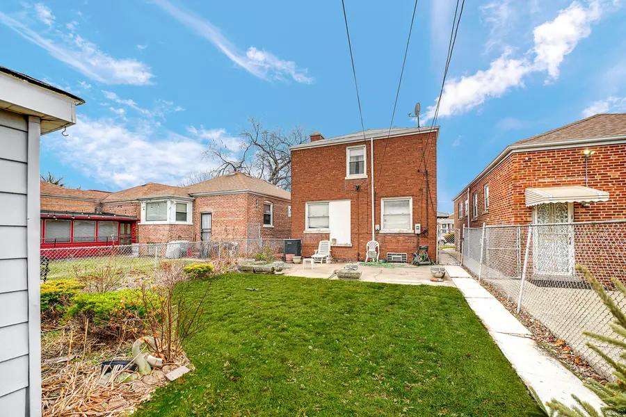 Address Withheld By Seller, Chicago, IL 60617 - Image #3