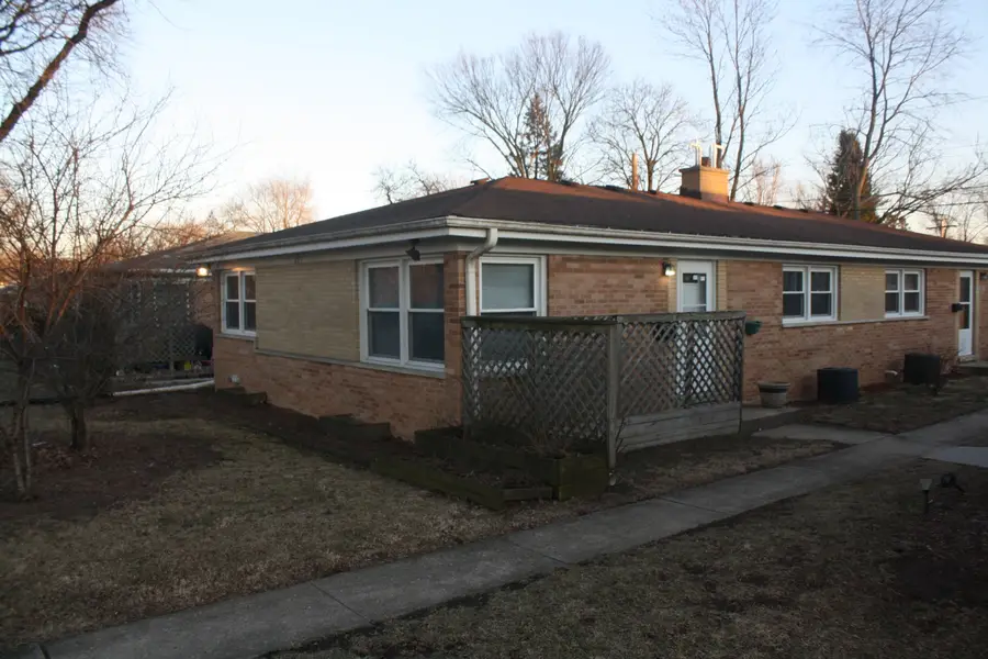 831 E South Broadway Avenue, Lombard, IL 60148 - Image #2