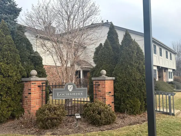 822 E Hillside Avenue, Barrington, IL 60010