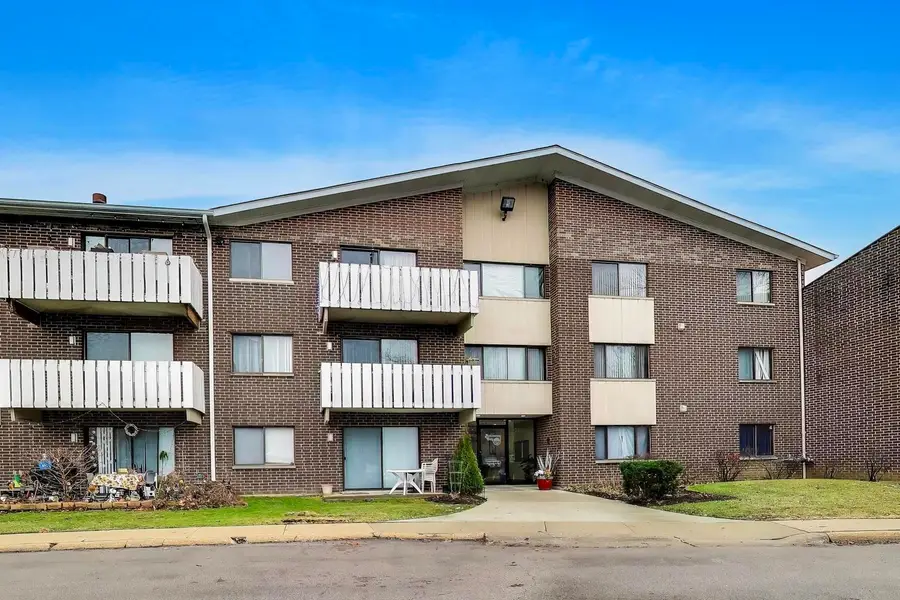 3000 Bayside Drive #107, Palatine, IL 60074 - Image #2