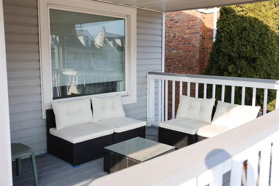 10718 S Kedzie Avenue, Chicago, IL 60655 - Image #2