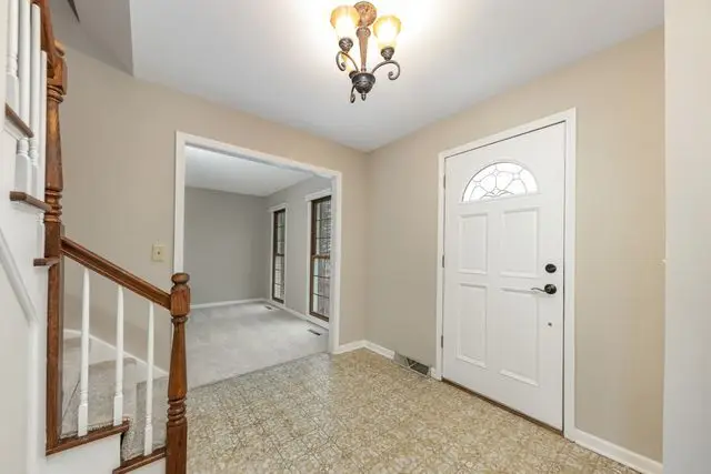 903 Canyon Run Road, Naperville, IL 60565 - Image #2