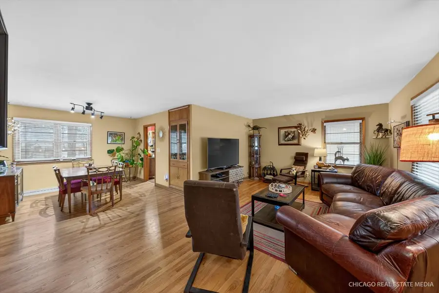 1016 Woodland Drive, Rockford, IL 61108 - Image #2