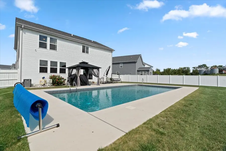 28609 Augusta Lane, Lakemoor, IL 60051 - Image #2