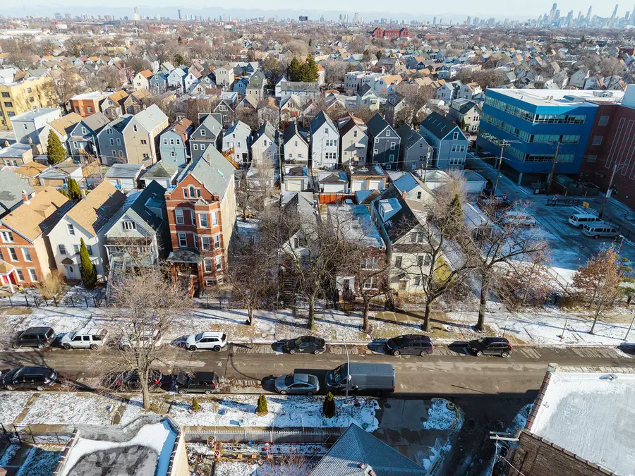 3035 N Monticello Avenue, Chicago, IL 60618 - Image #3
