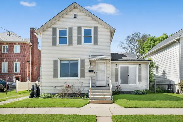 7515 W Douglas Avenue, Summit, IL 60501